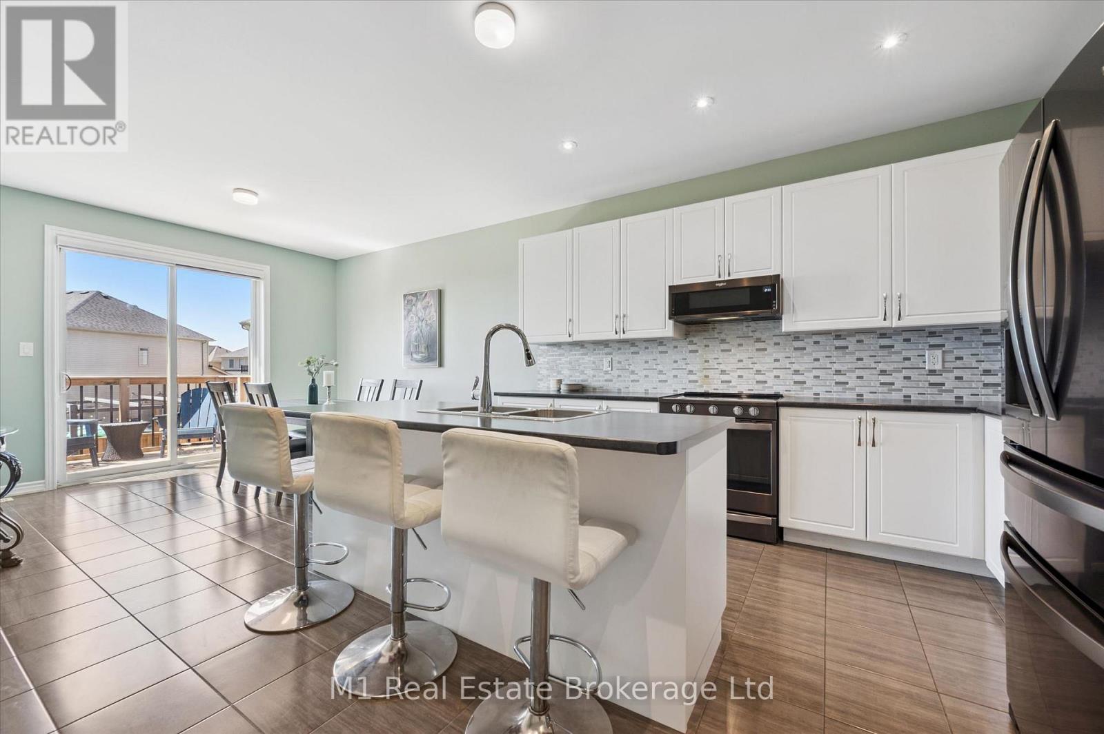 135 FARLEY ROAD - 5