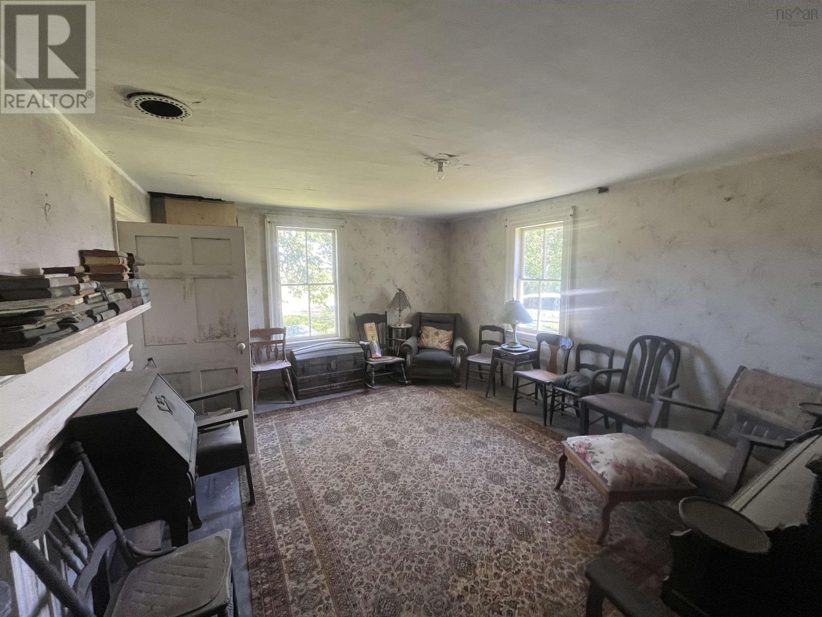 645 Leonard Road - 15