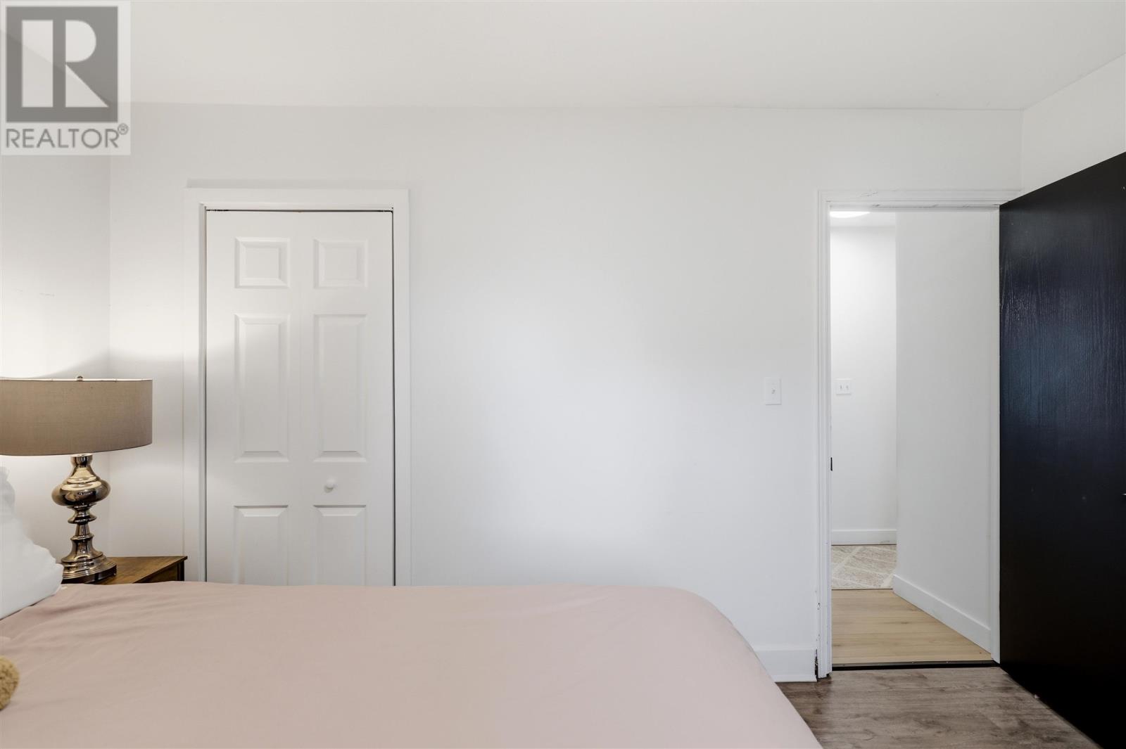 85 Anna ST - 12