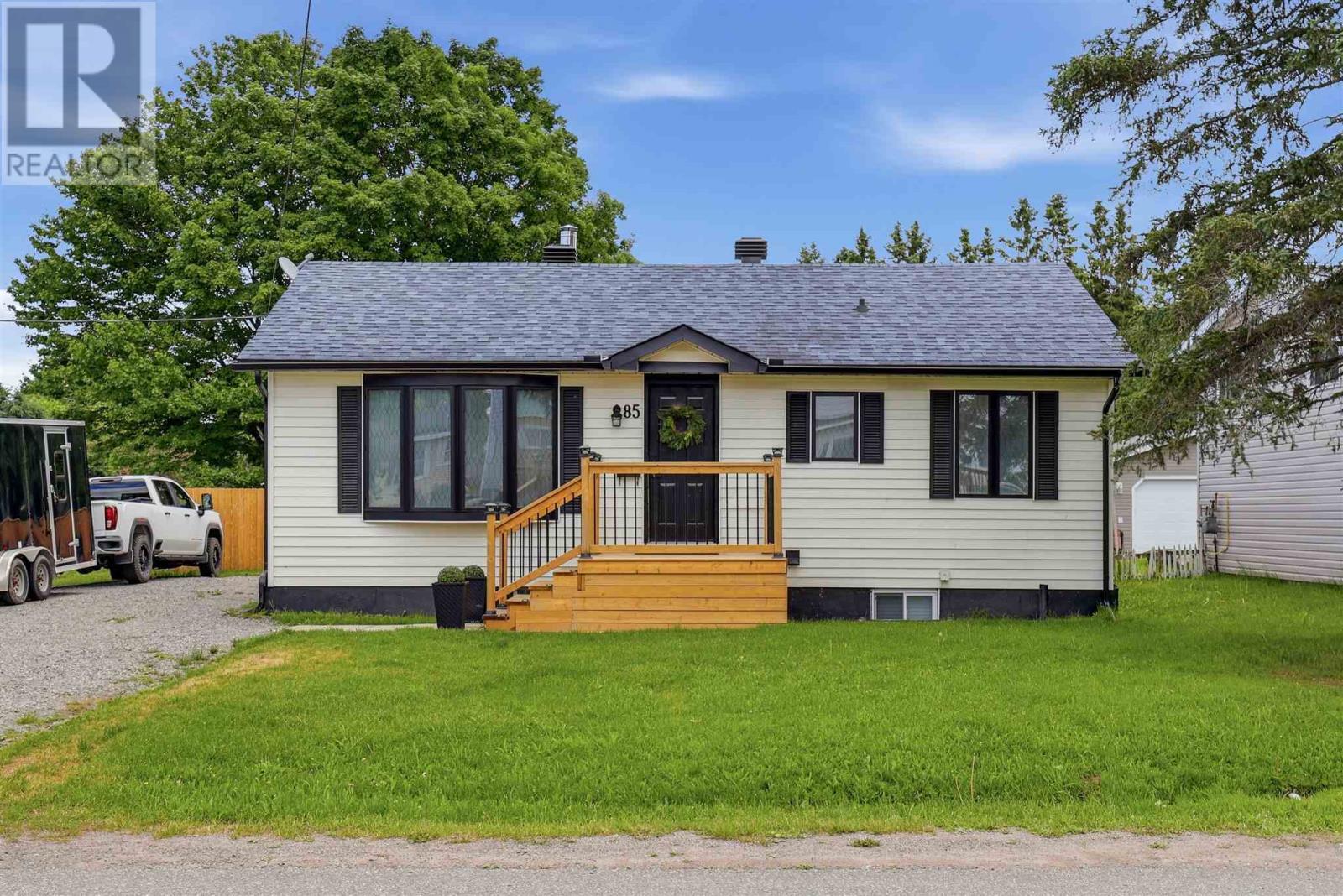 85 Anna ST - 2