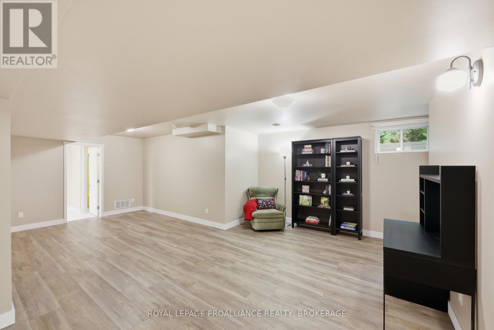 124 PARK STREET - 27