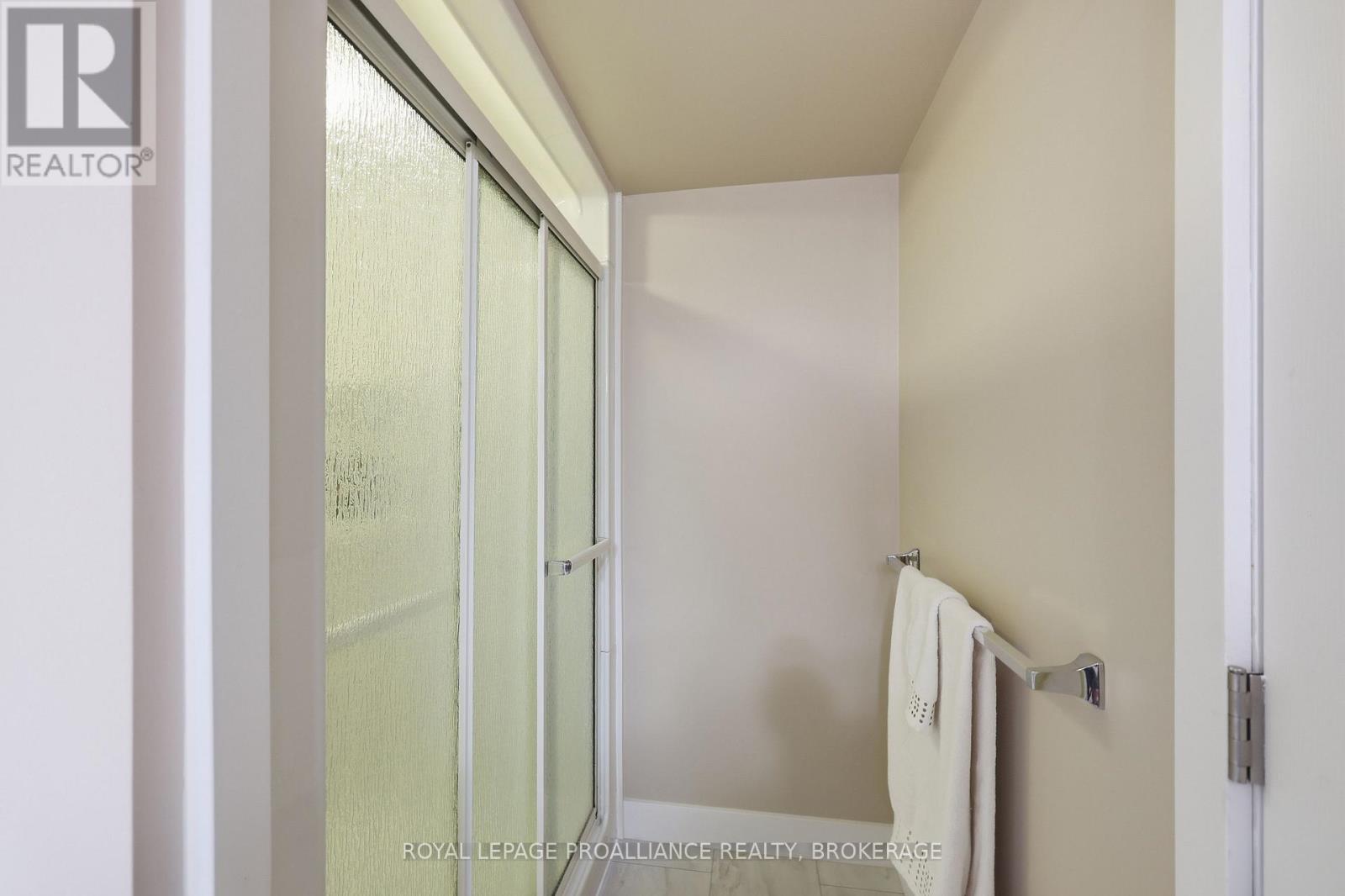 124 PARK STREET - 32