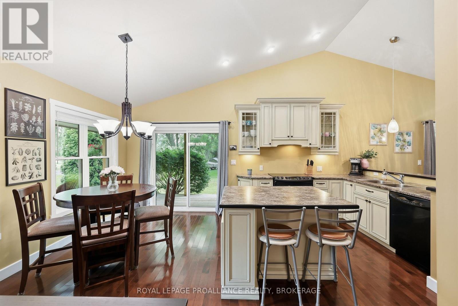 124 PARK DRIVE - 4