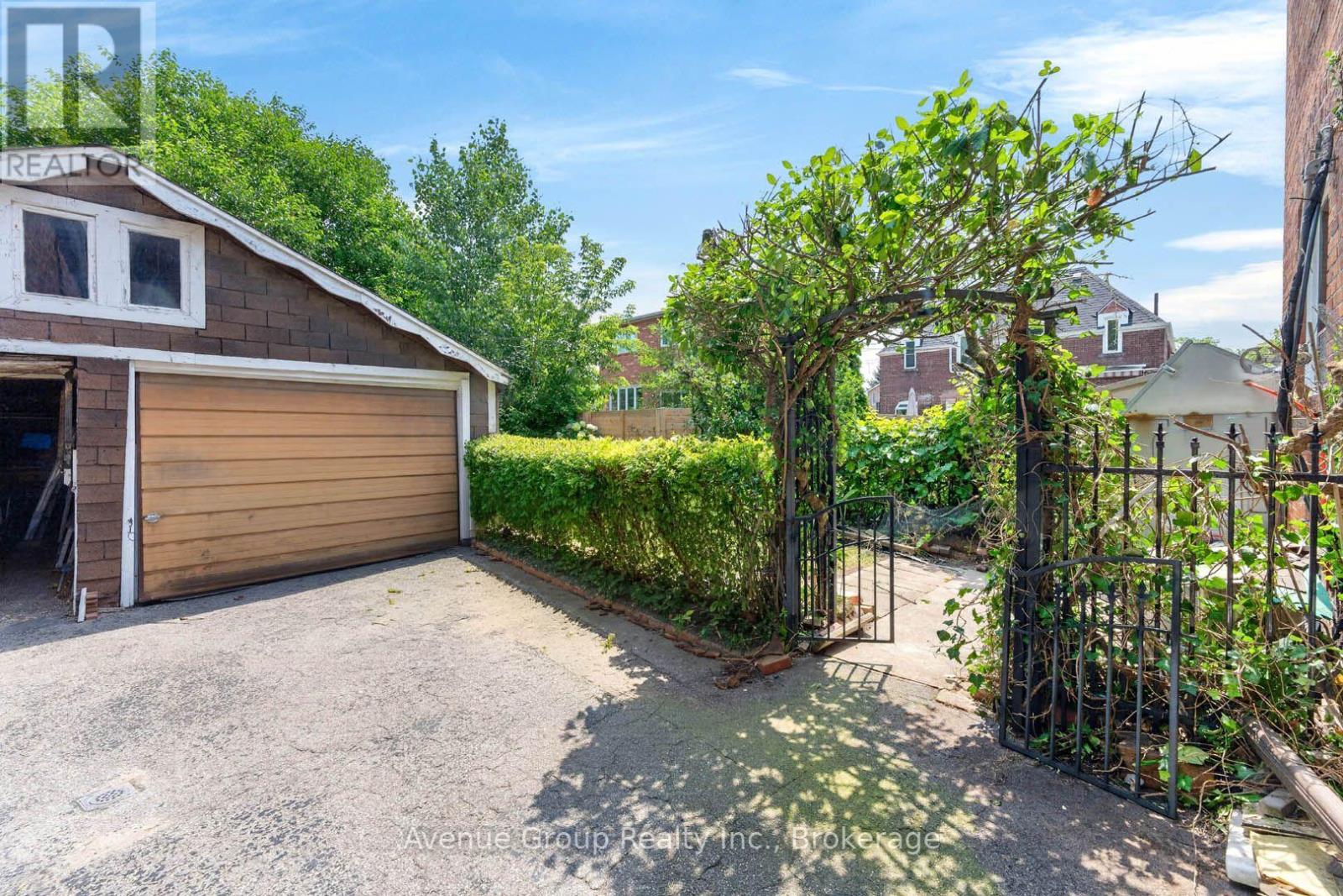 1 WARLAND AVENUE - 34