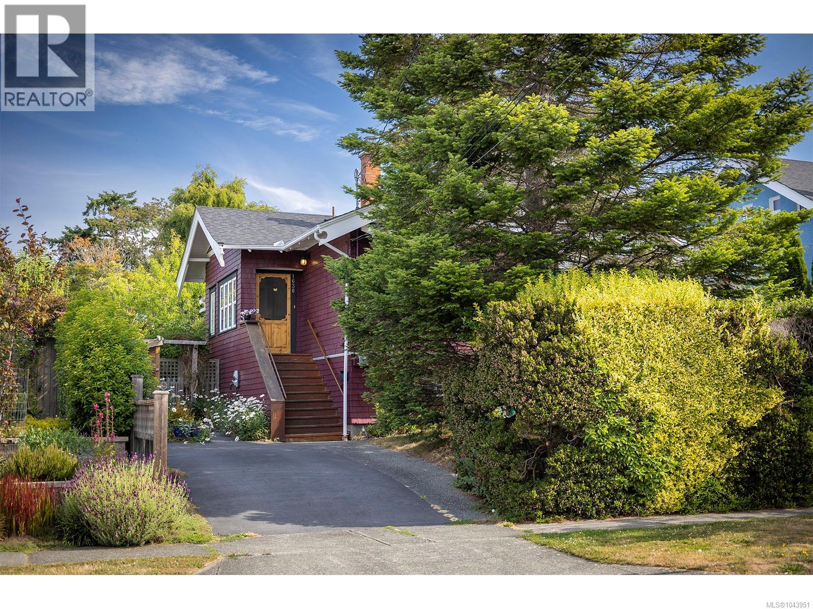 1630 Pinewood Ave - 2