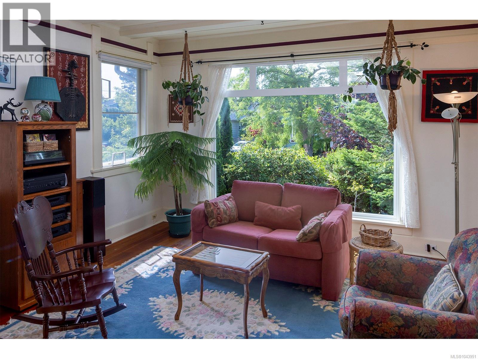 1630 Pinewood Ave - 14