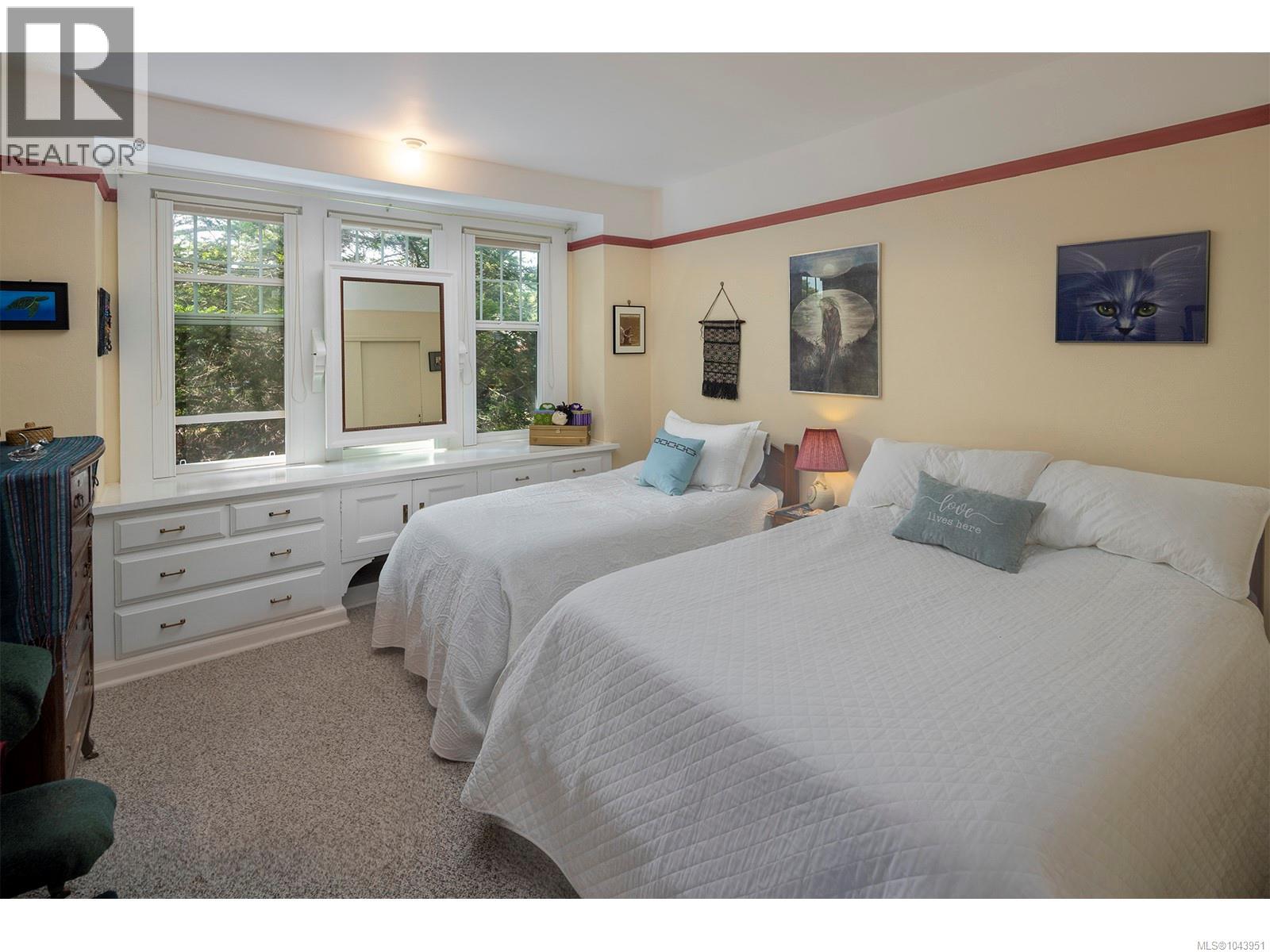 1630 Pinewood Ave - 18