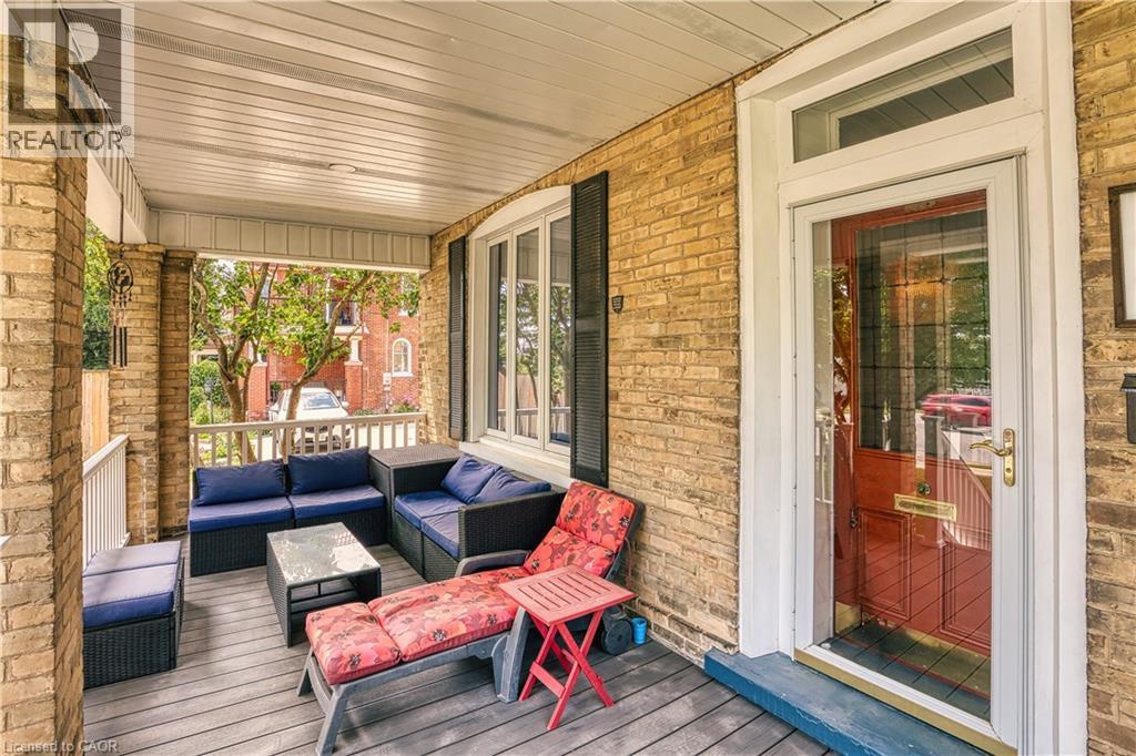 459 WALLACE Avenue N - 8