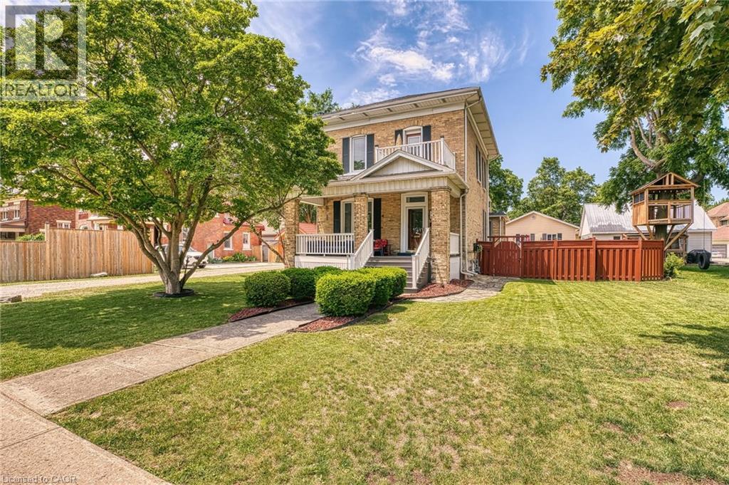 459 WALLACE Avenue N - 5