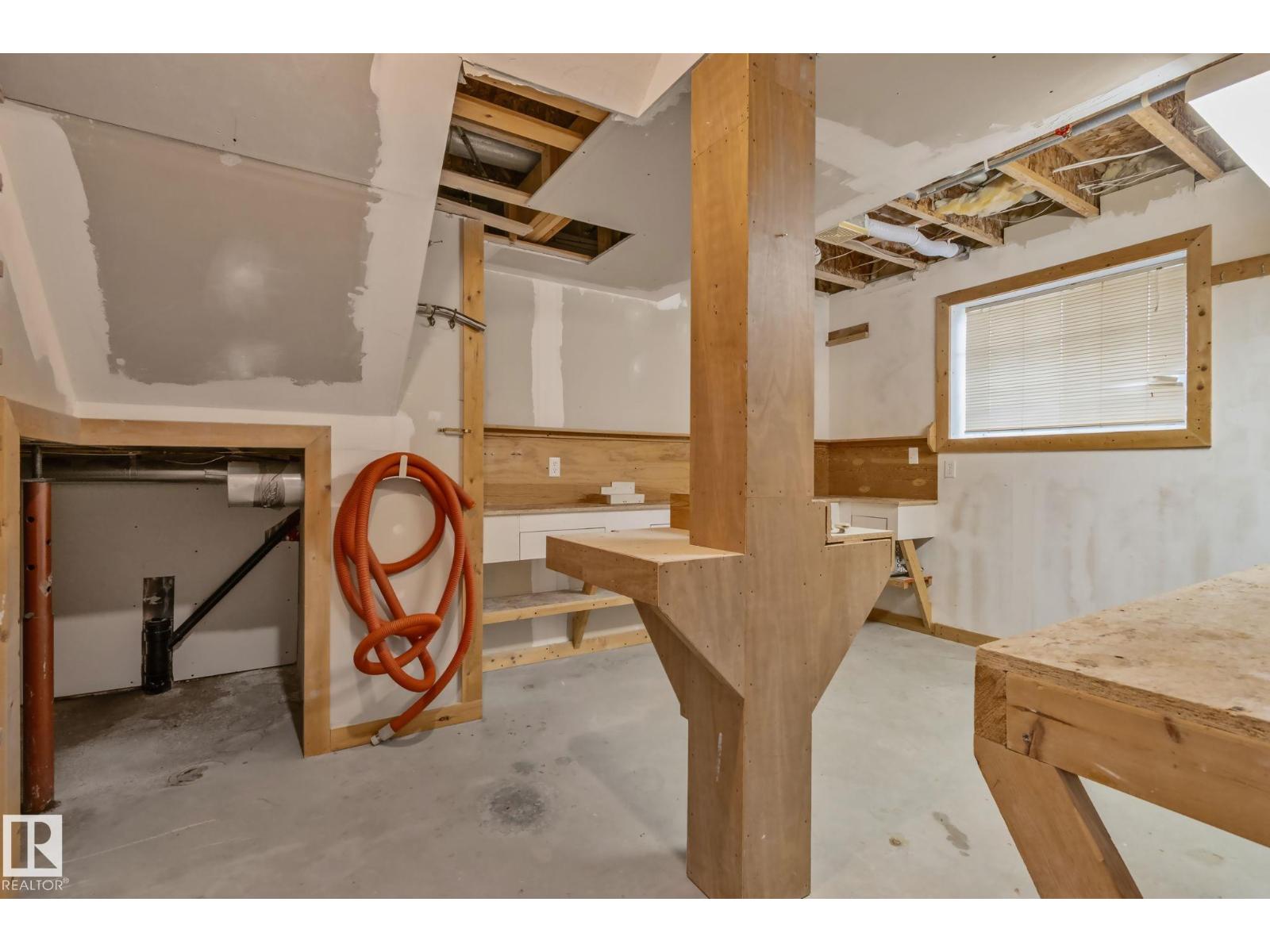 867 BLACKLOCK WY SW - 30