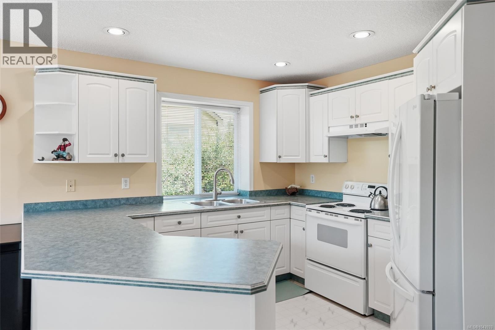 403 Watfield Ave - 10