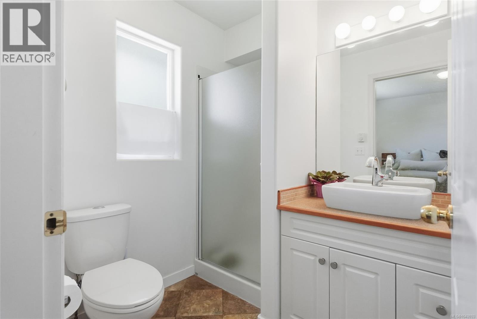 403 Watfield Ave - 18