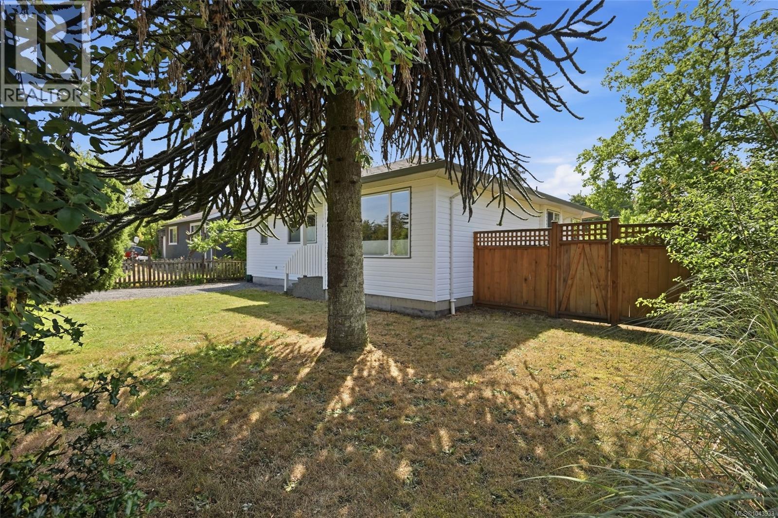 403 Watfield Ave - Image 24