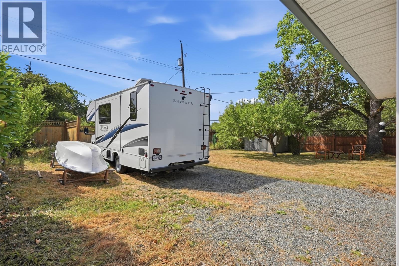 403 Watfield Ave - Image 32