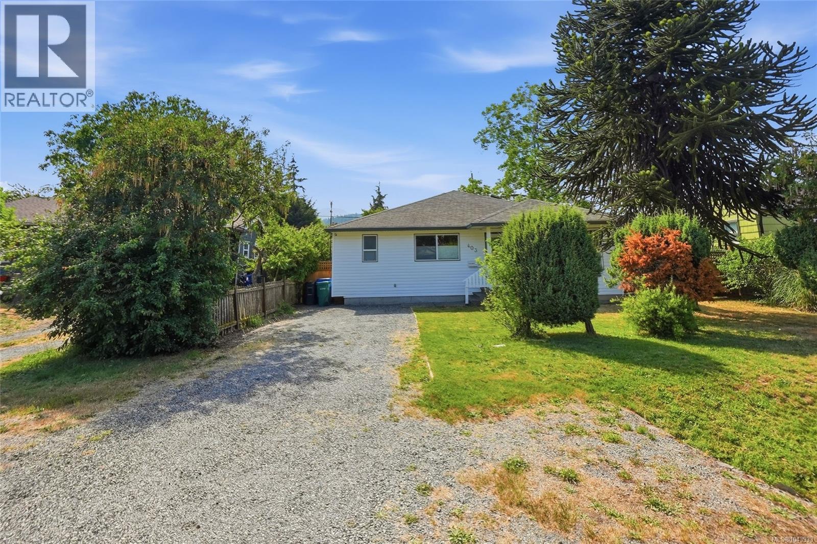 403 Watfield Ave - 39