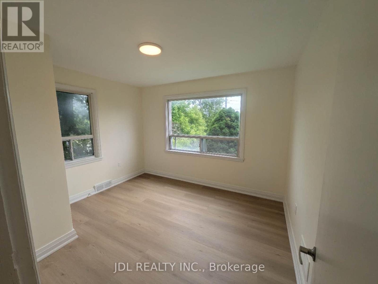 7900 YONGE STREET - 11
