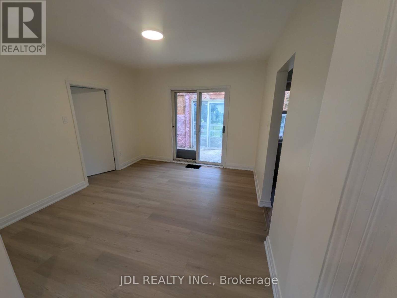 7900 YONGE STREET - 8