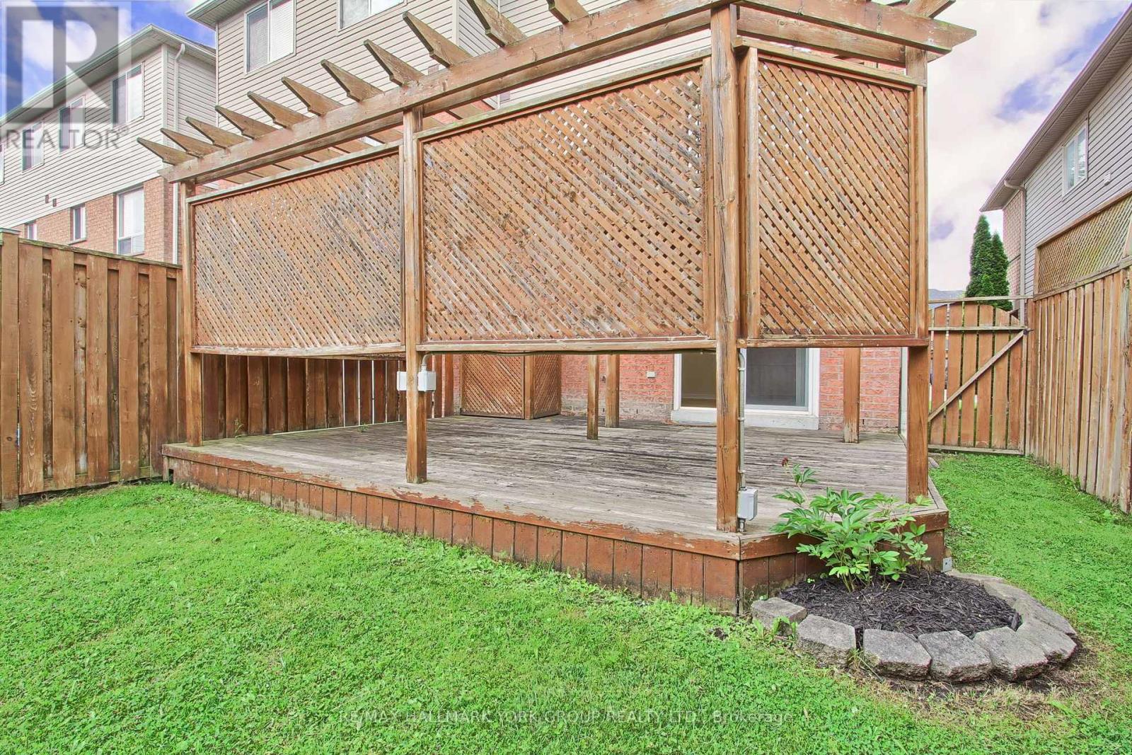 39 MILLCLIFF CIRCLE - 22