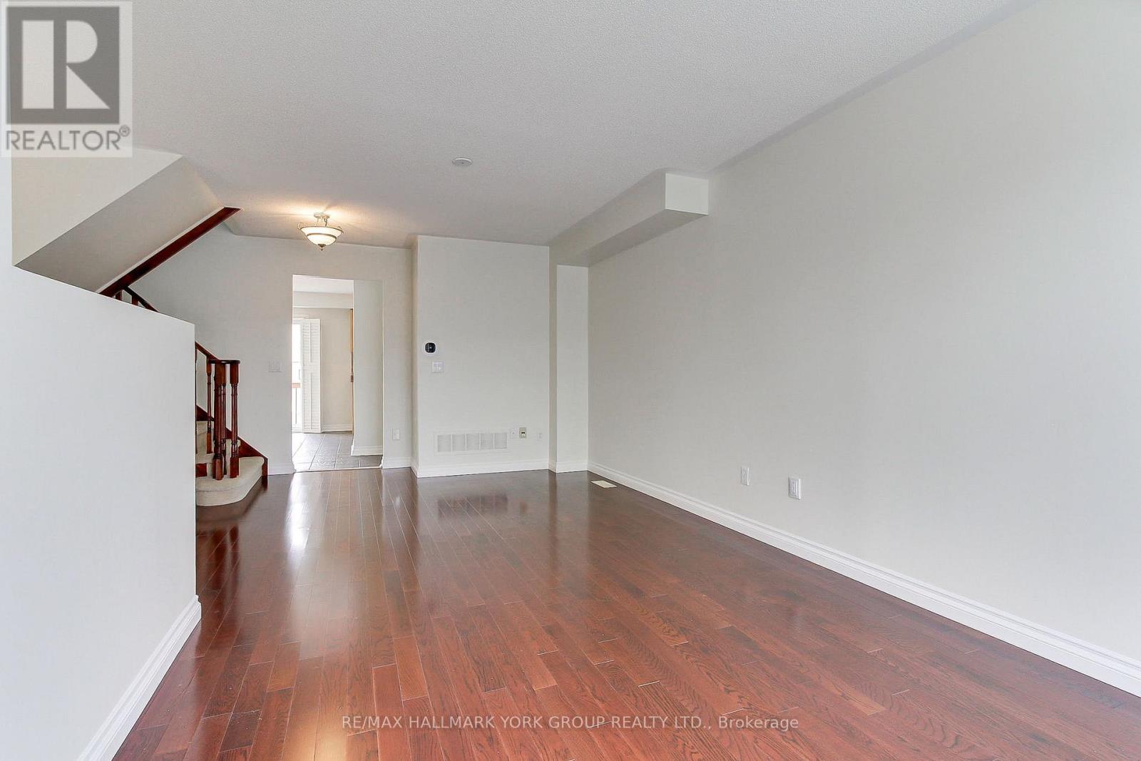 39 MILLCLIFF CIRCLE - 24