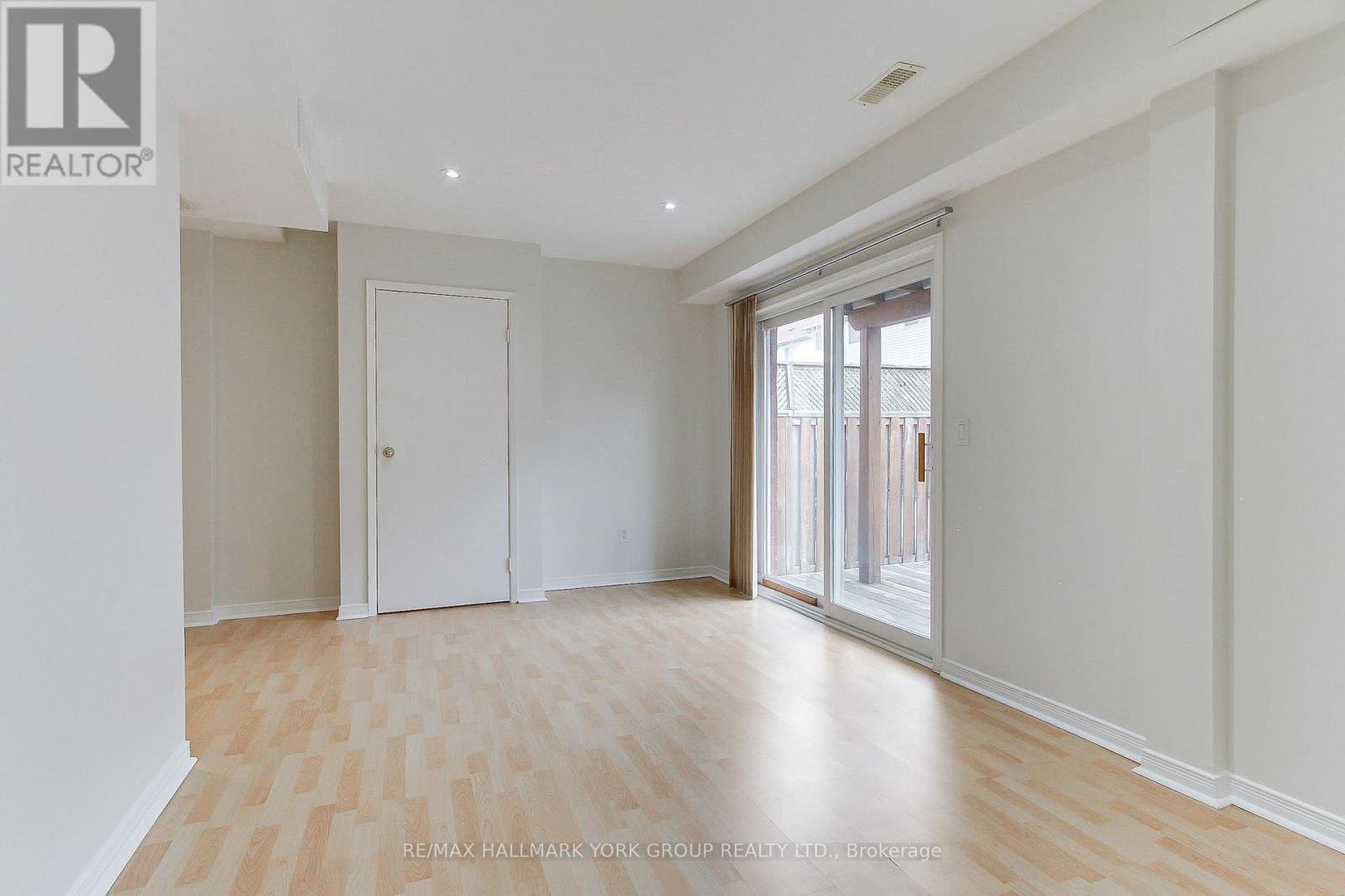 39 MILLCLIFF CIRCLE - 30