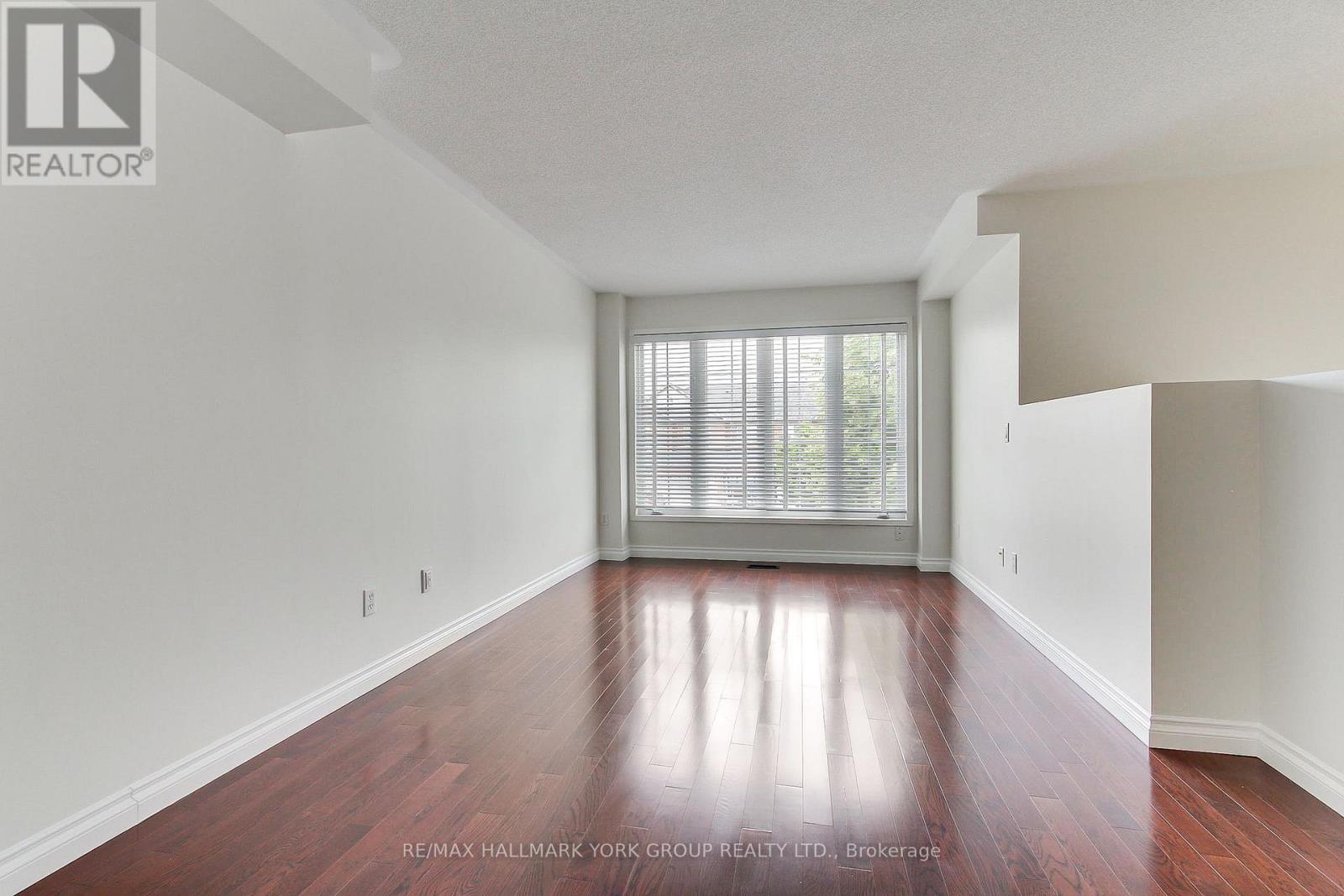 39 MILLCLIFF CIRCLE - 32
