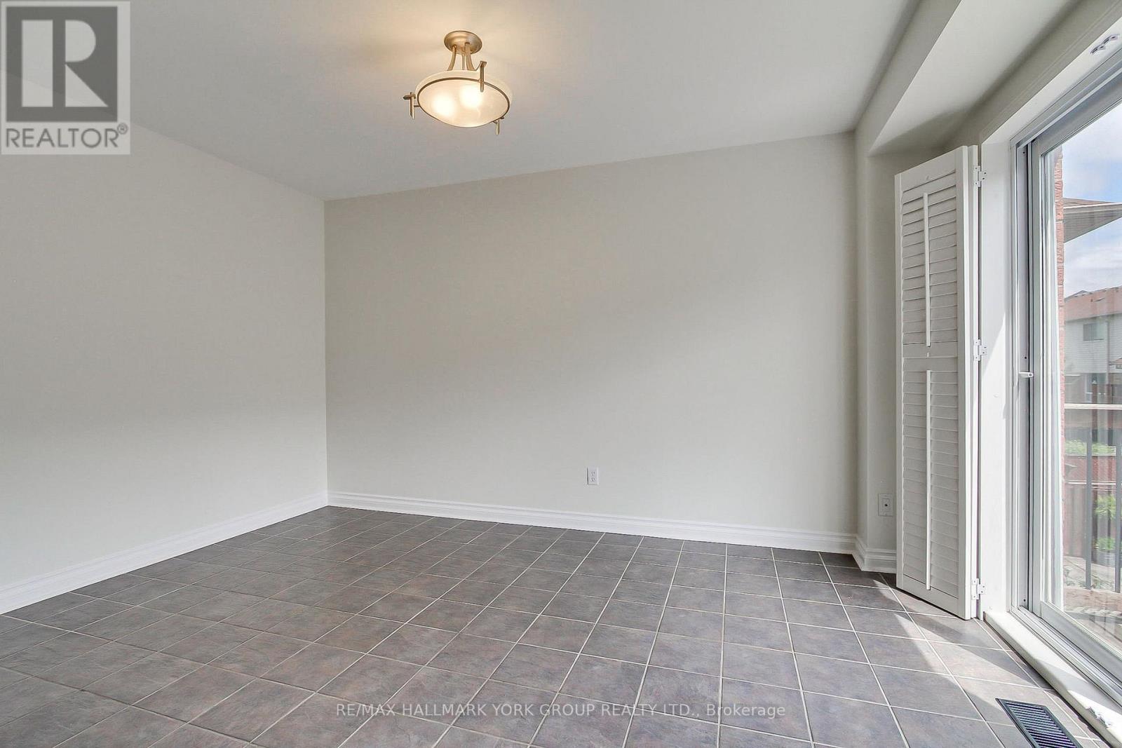 39 MILLCLIFF CIRCLE - 45