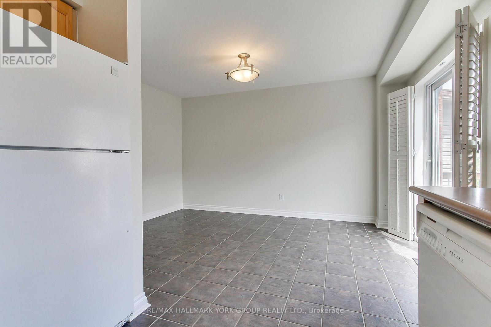39 MILLCLIFF CIRCLE - 46