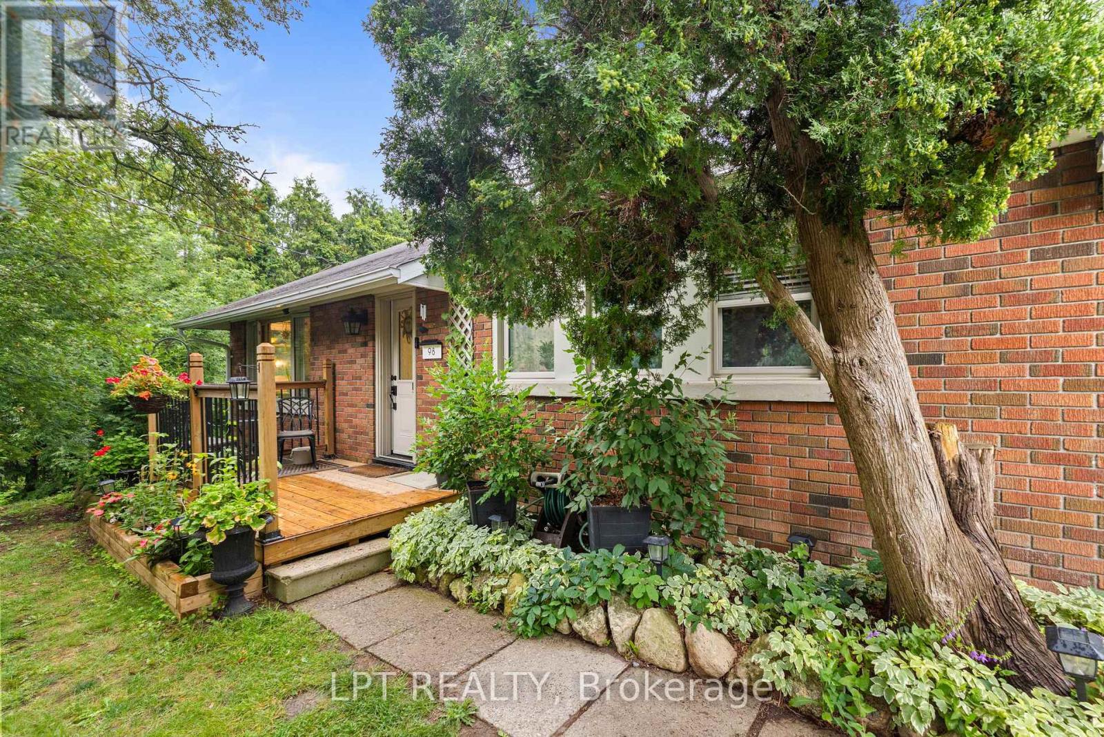 98 DON MOR DRIVE - 7