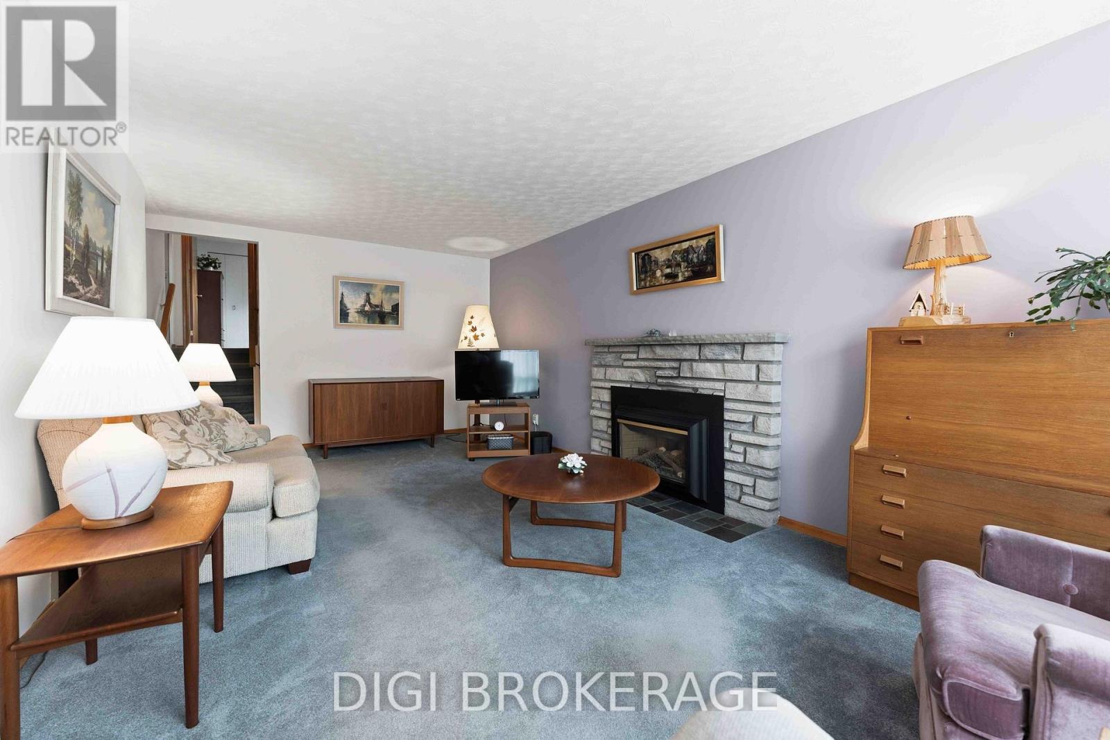 737 SOUTHMORE DRIVE W - Image 12