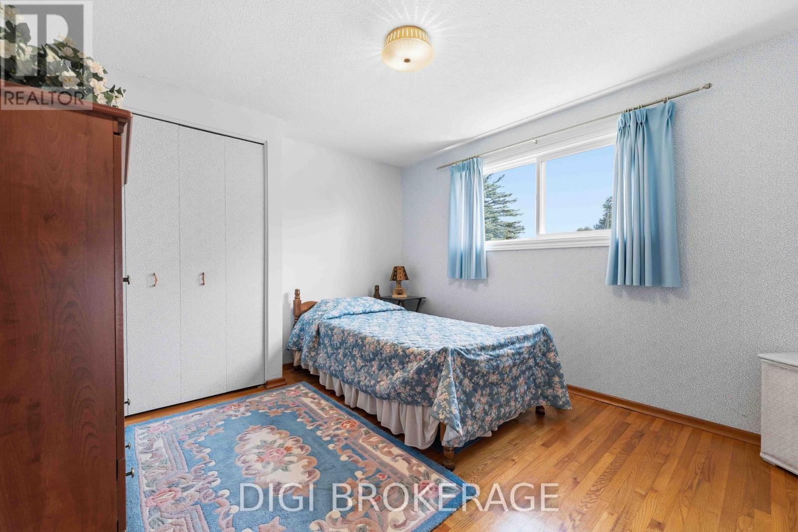 737 SOUTHMORE DRIVE W - Image 24