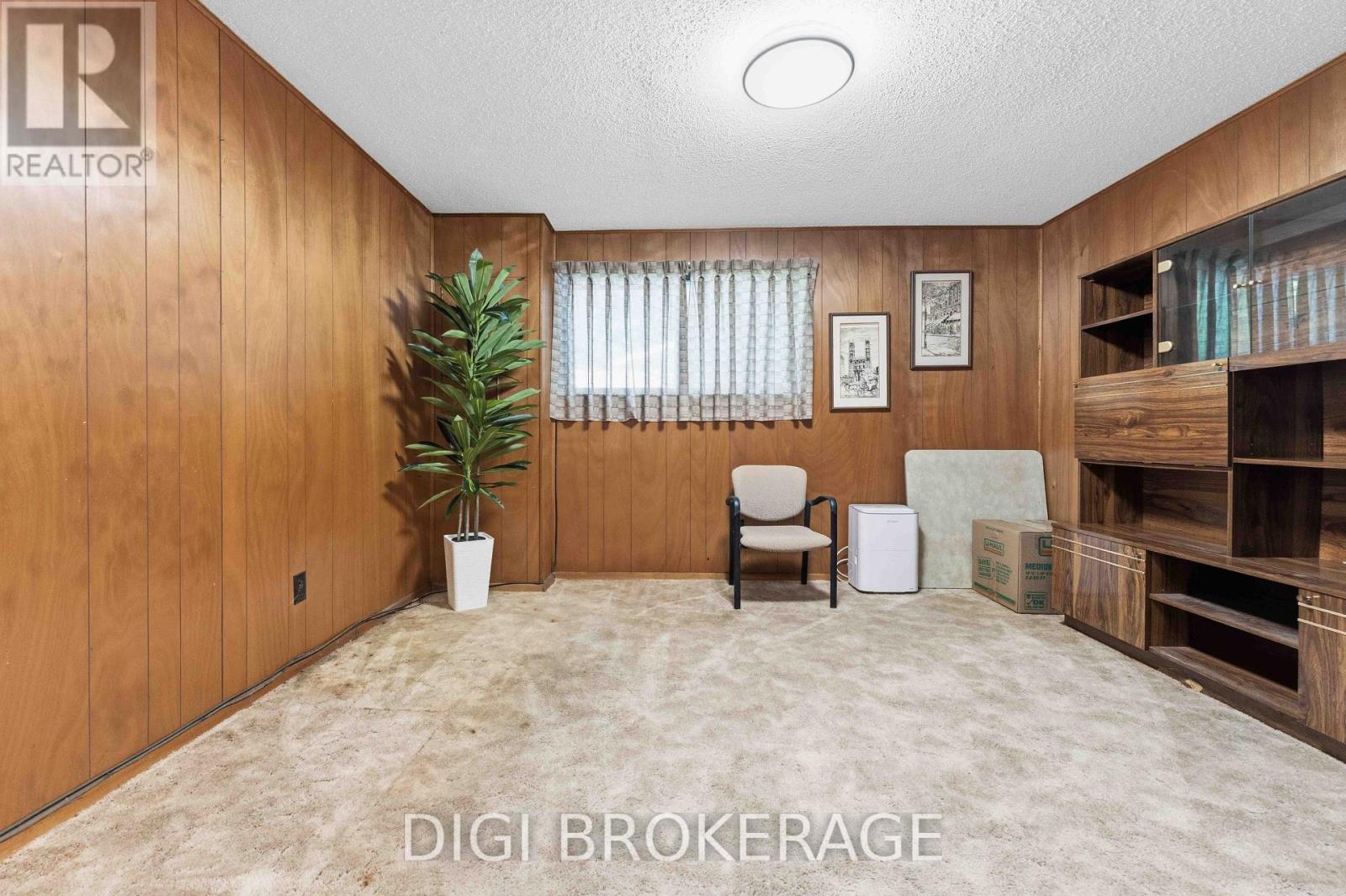 737 SOUTHMORE DRIVE W - Image 36