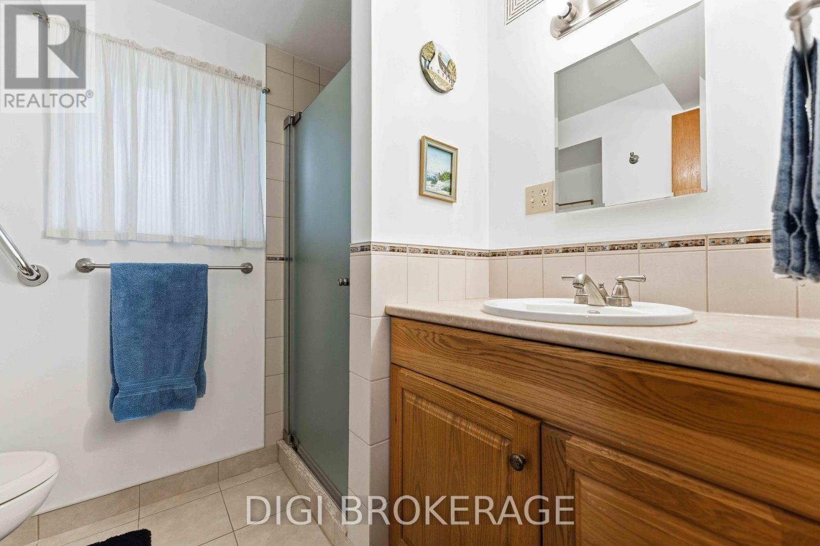 737 SOUTHMORE DRIVE W - Image 40