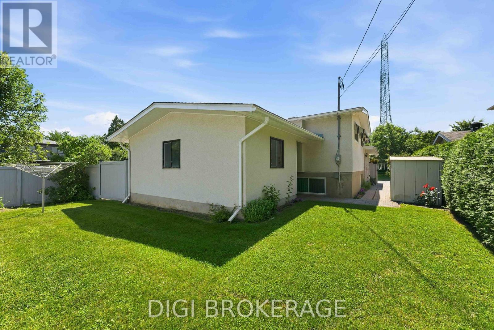 737 SOUTHMORE DRIVE W - Image 45