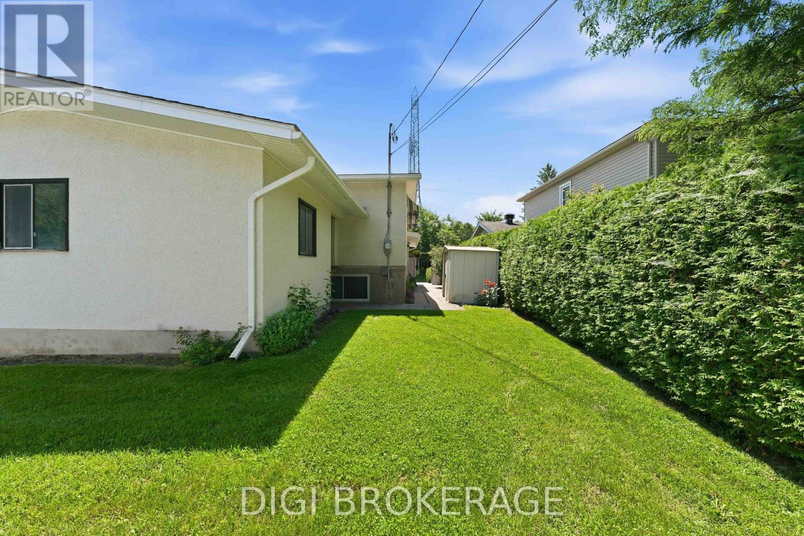 737 SOUTHMORE DRIVE W - Image 46