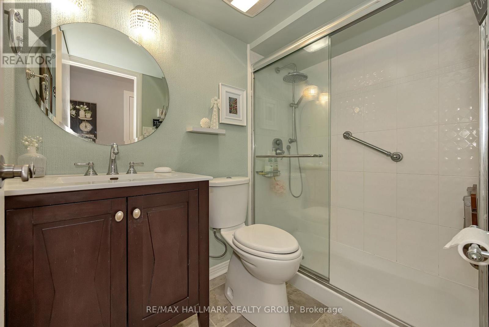 #1706 2625 REGINA STREET - 18
