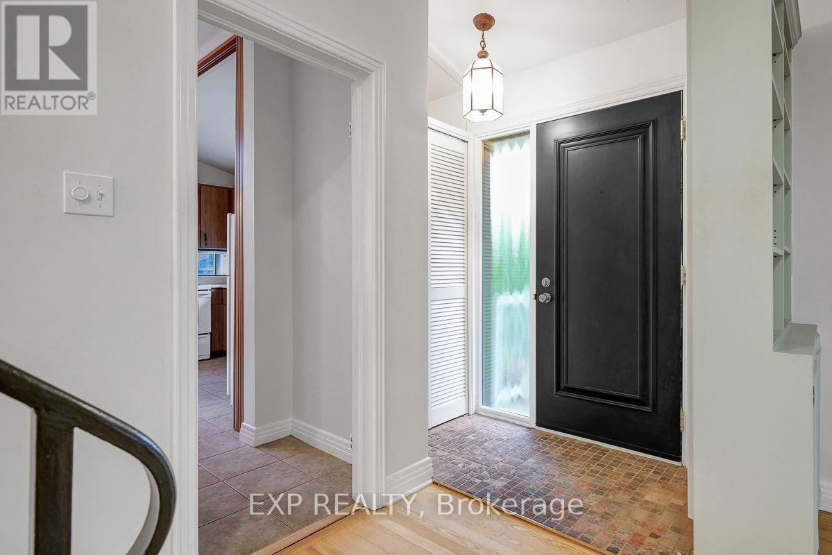 1473 CHOMLEY CRESCENT - 8