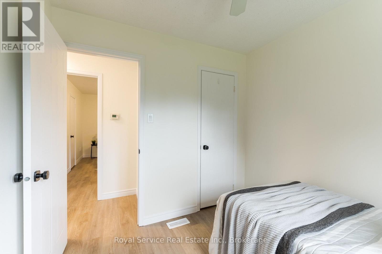 228 TOWERHILL ROAD - 27