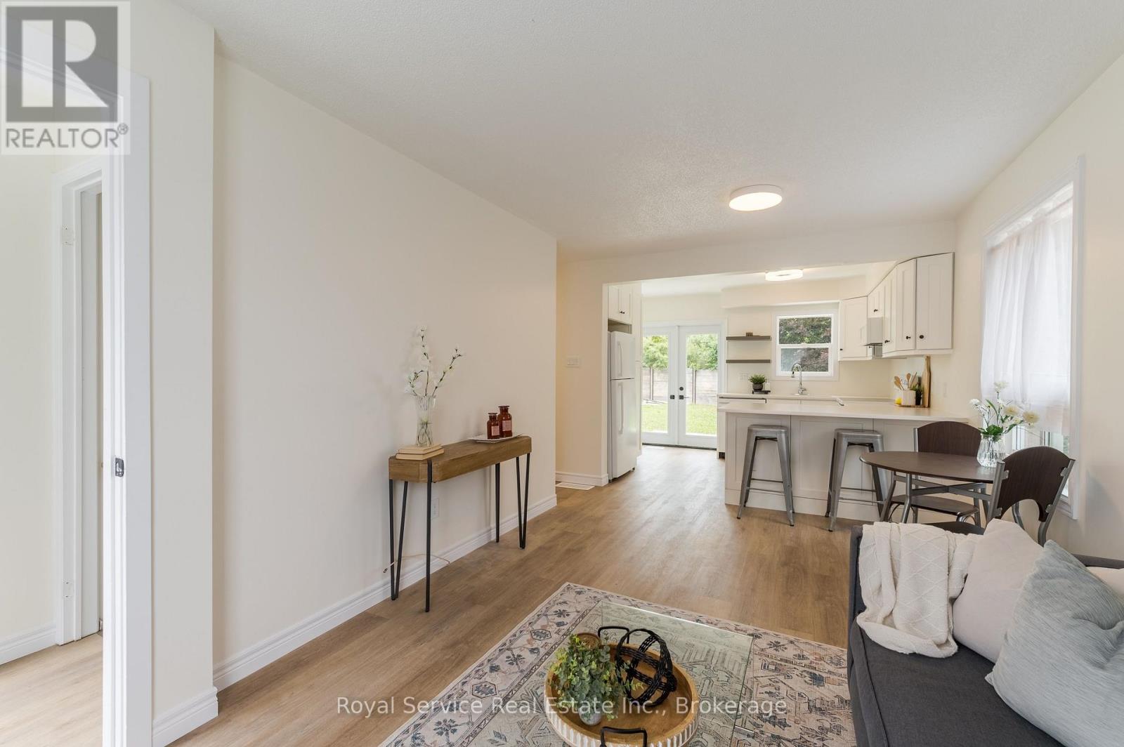 228 TOWERHILL ROAD - 8