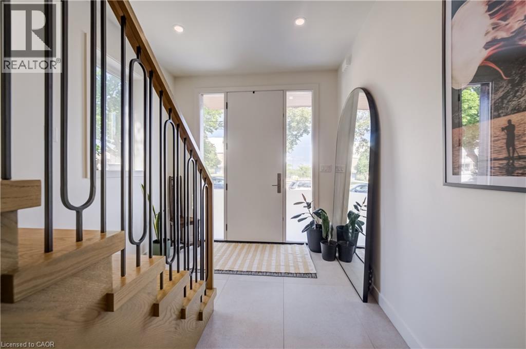 441 EAST Avenue - Image 15