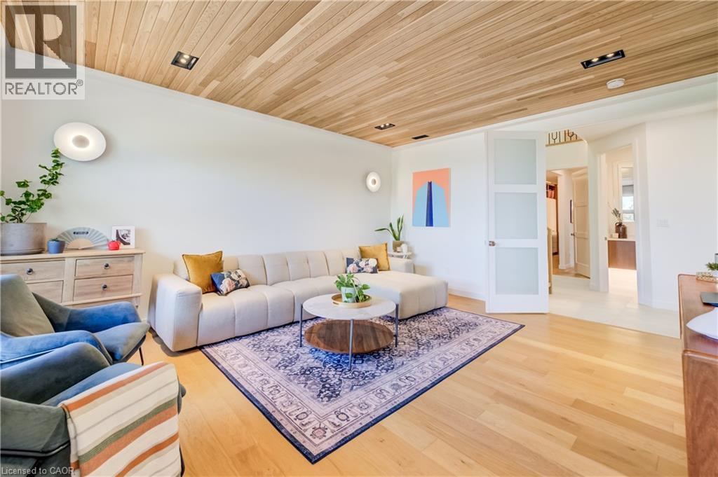 441 EAST Avenue - Image 18