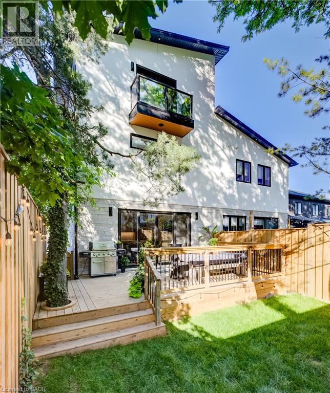 441 EAST Avenue - Image 44