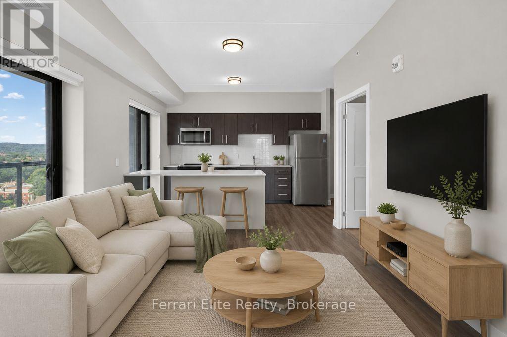 #1114 15 QUEEN STREET S - 5