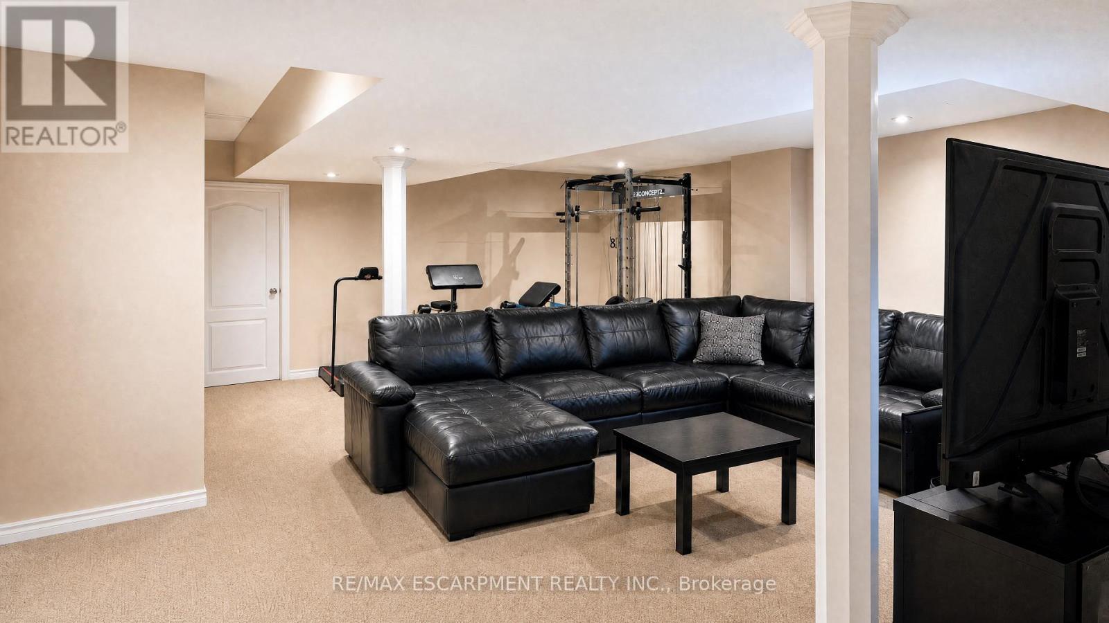 349 BRAITHWAITE AVENUE - 23
