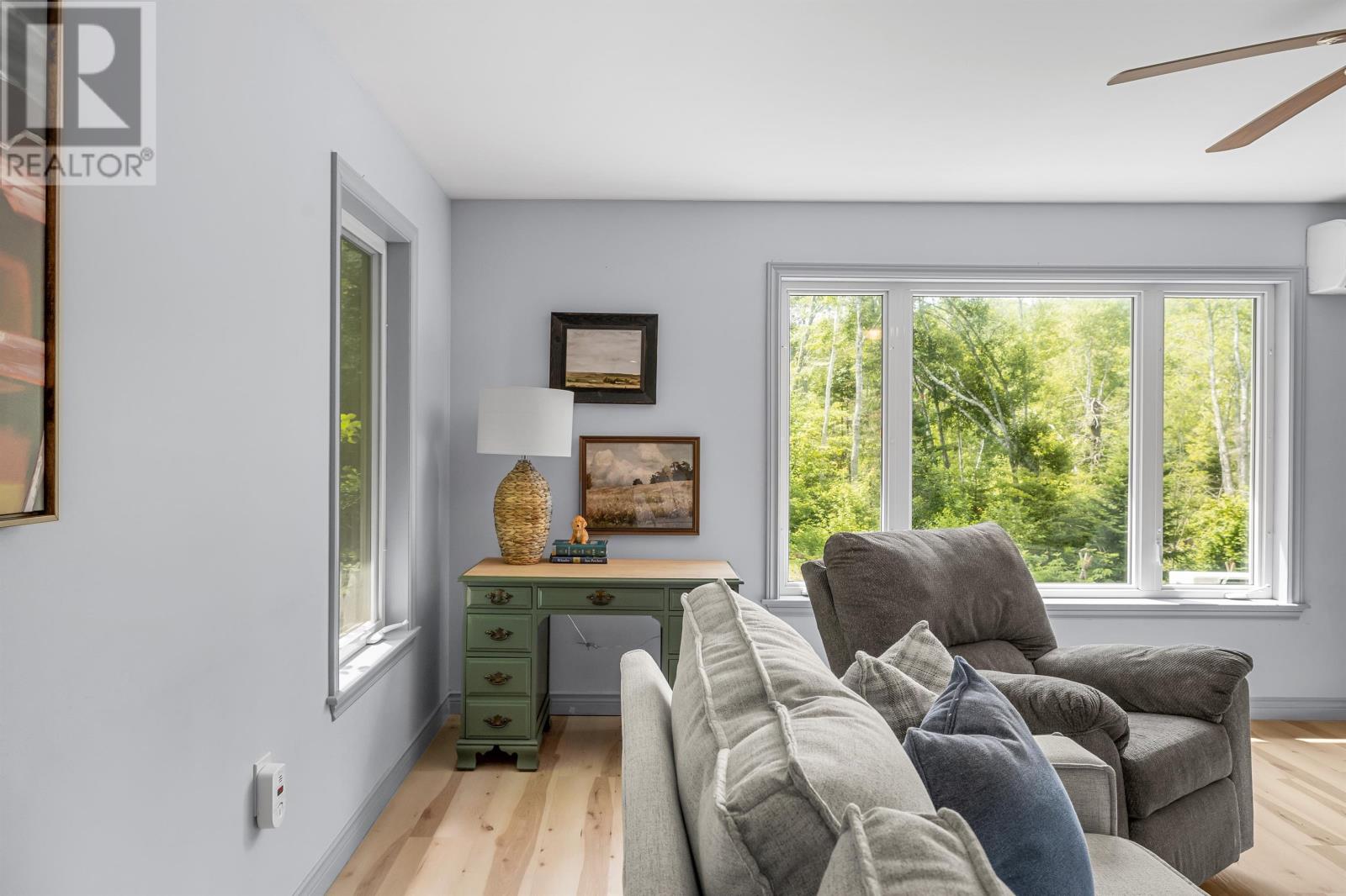 843 Rattenbury Road - Image 19