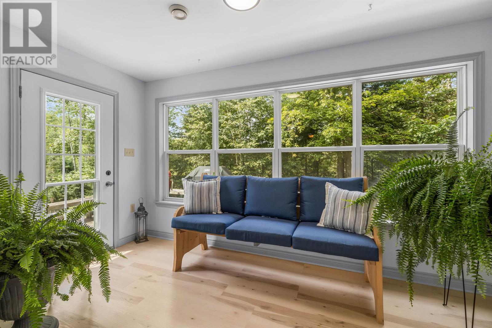843 Rattenbury Road - Image 22