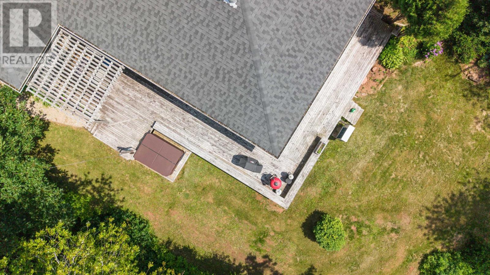 843 Rattenbury Road - 50