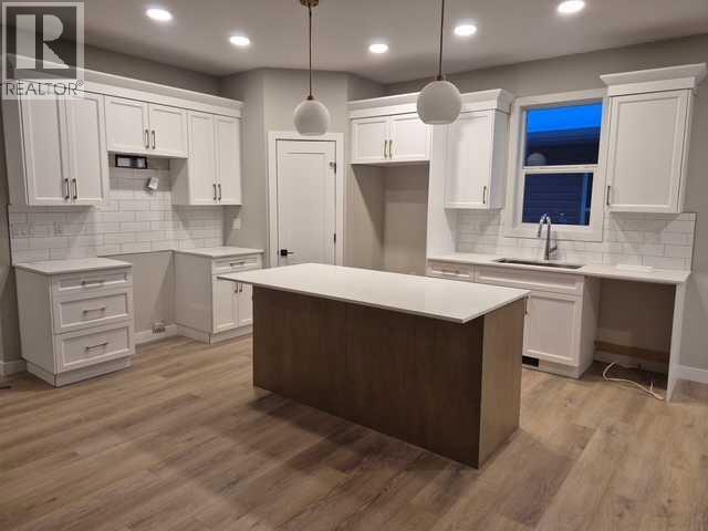 7 Gray Close, Sylvan Lake