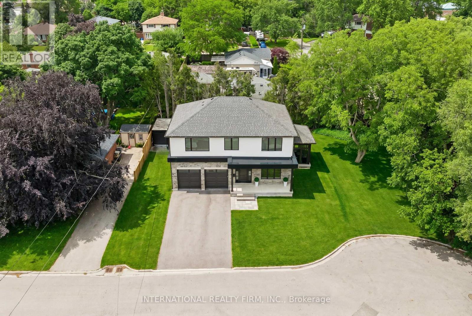 2423 RAYMORE DRIVE - 38