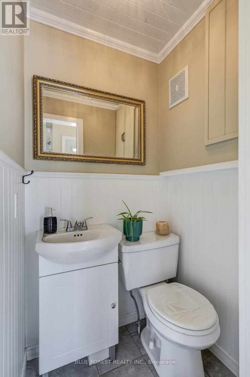 192 MITCHELL STREET - 17