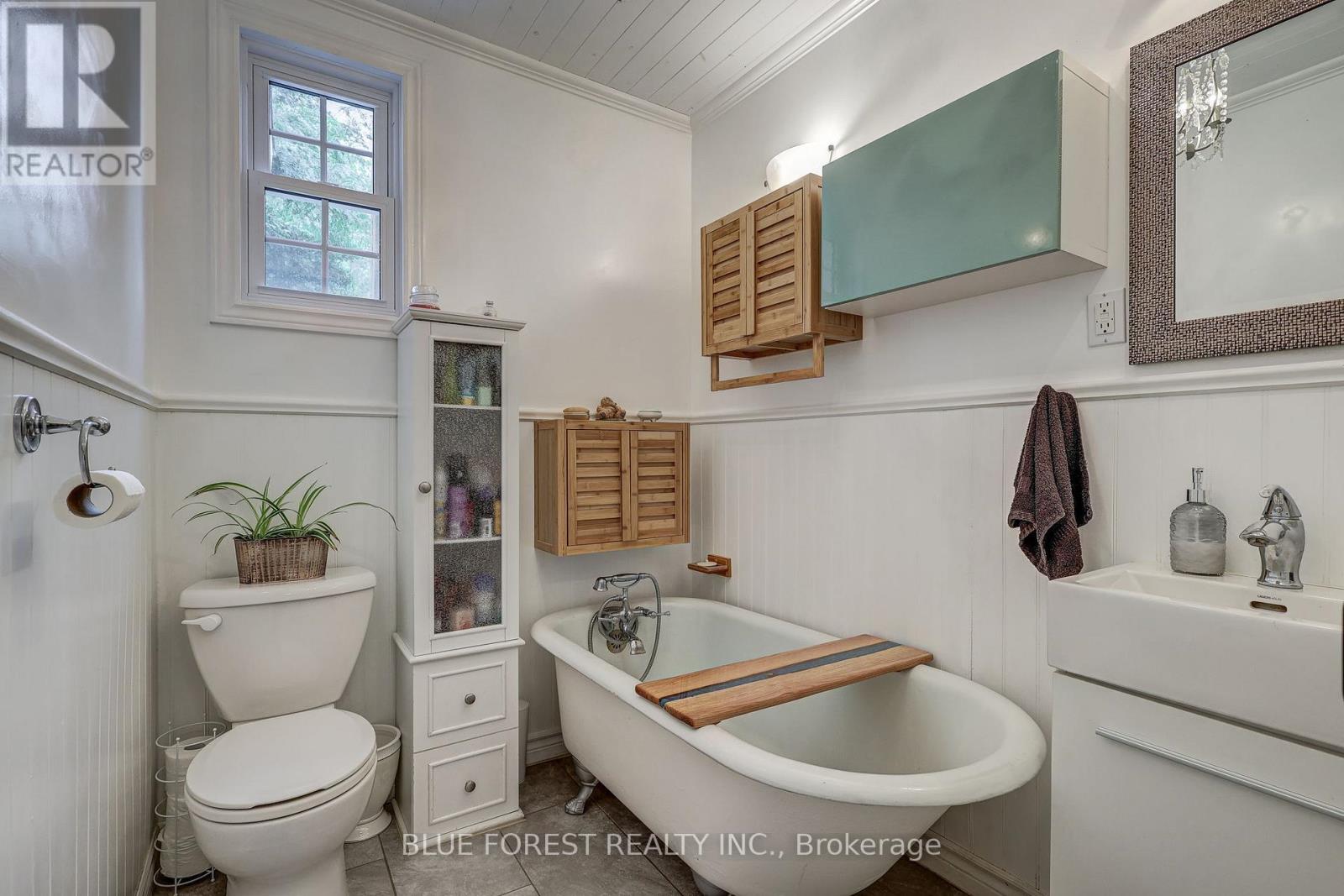 192 MITCHELL STREET - 23
